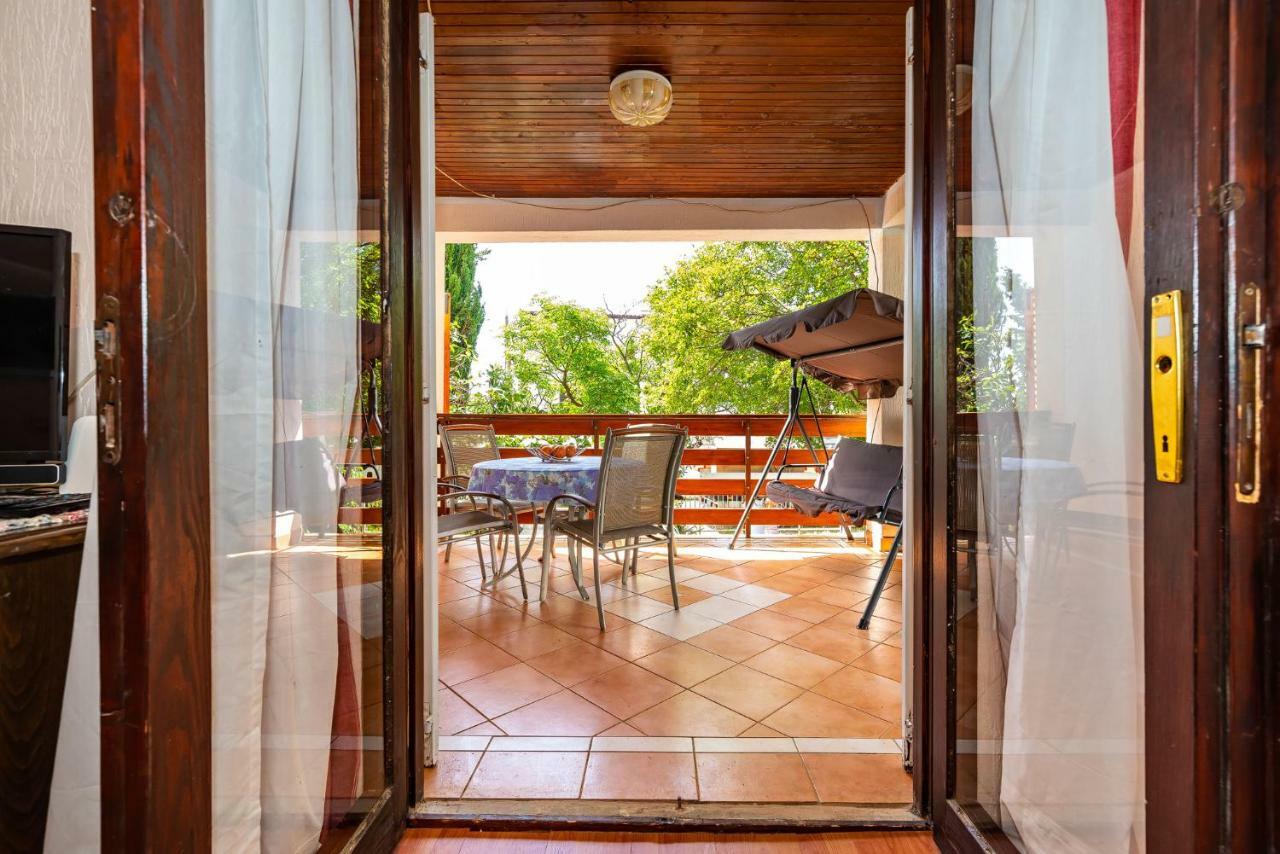 Vacation House Anna Karlobag Exterior foto
